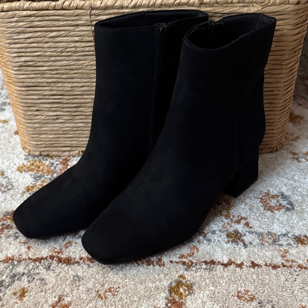 Old Navy Faux Suede Black Ankle Boots